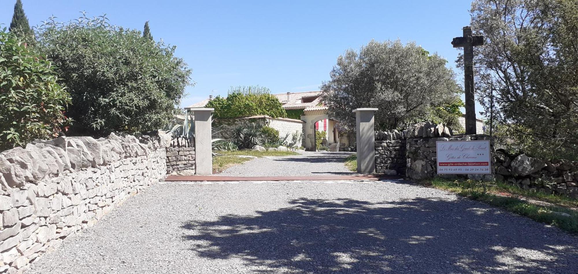 Gite De Charme La Feniere Dans Mas En Pierres, 3 Ch Au Calme, 80M2, Nature, Respect De L'Environnement, Piscine Chauffee, Sud Ardeche Joyeuse Exterior photo